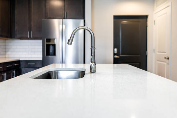 cleaning quartz countertop