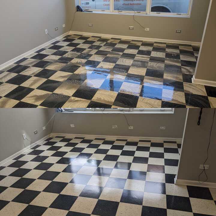vinyl plank floor cleaning